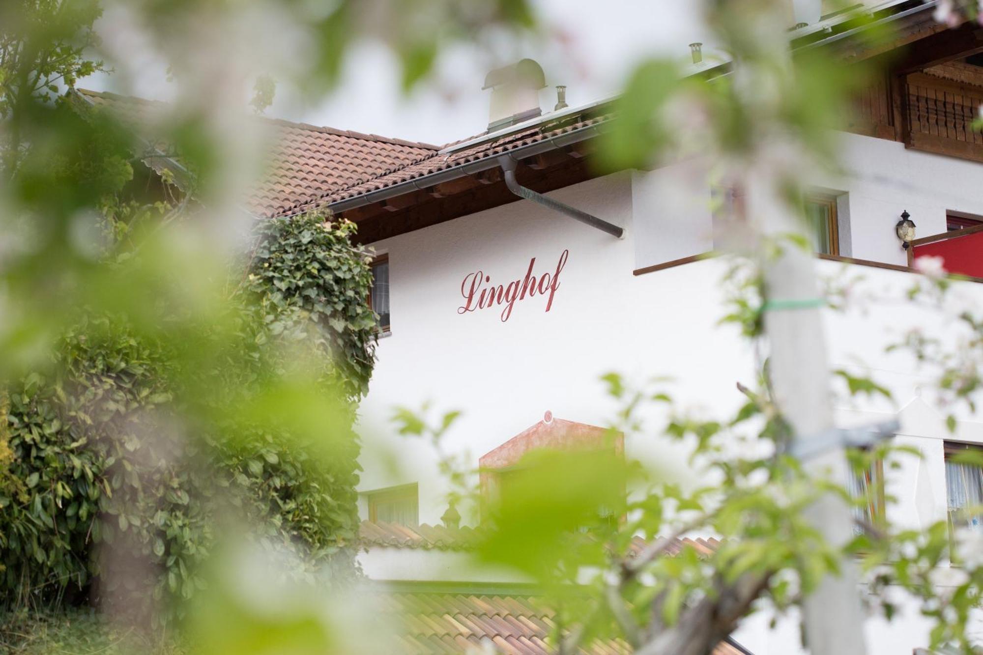 Linghof Bed & Breakfast Тироло Екстериор снимка